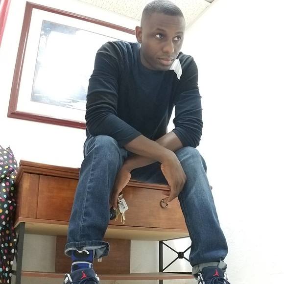 Meet your Posher, Bidjey - Picture 1 of 1